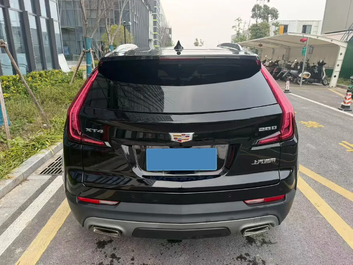 2020 Cadillac XT4 2.0T 241HP L4 9AT,autocango,china used car exporter,china ev exporter,chinese used car exporter,chinese used ev exporter