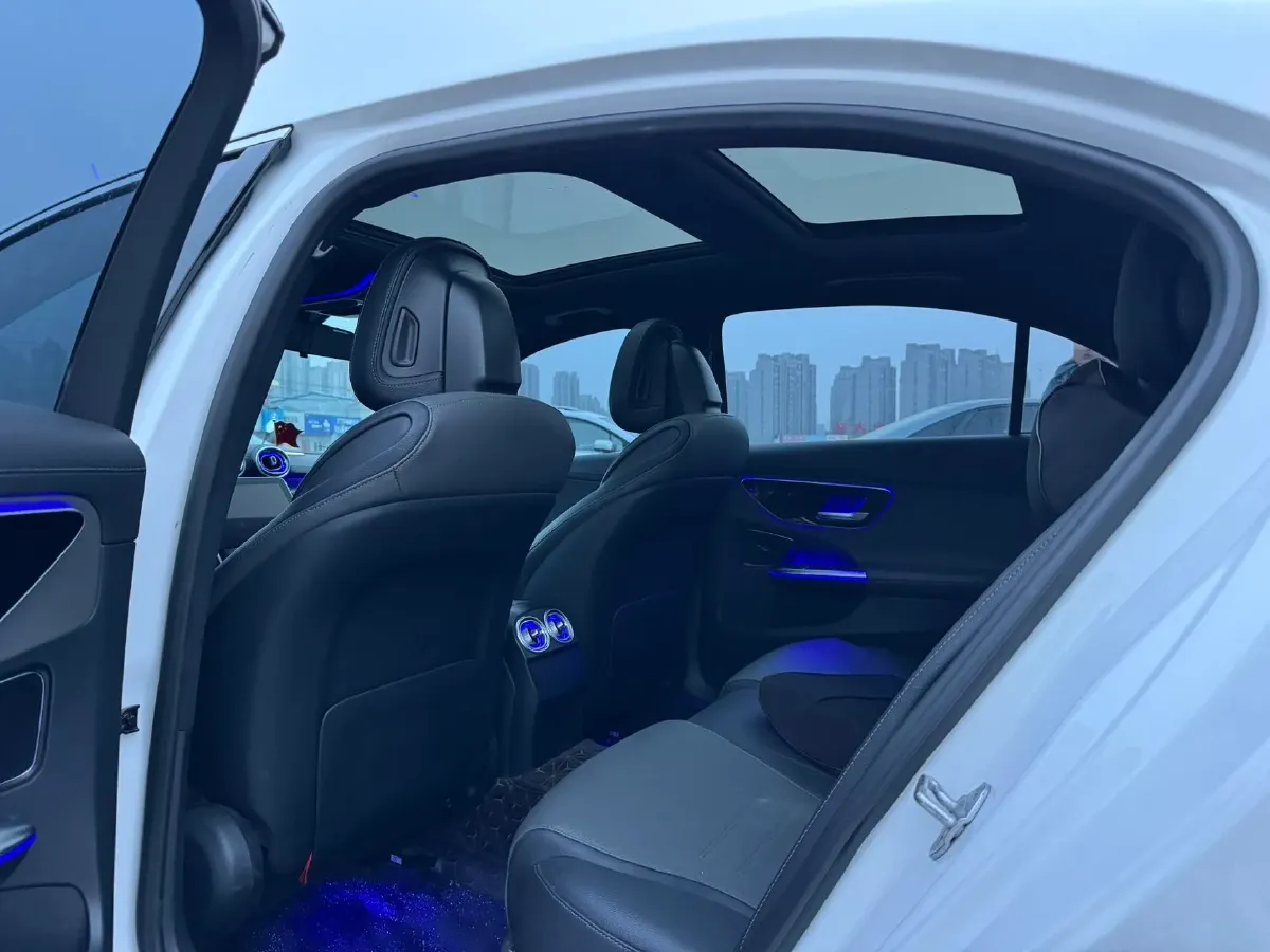 2022 Mercedes-Benz C Class 1.5T 204HP L4 9AT,autocango,china used car exporter,china ev exporter,chinese used car exporter,chinese used ev exporter