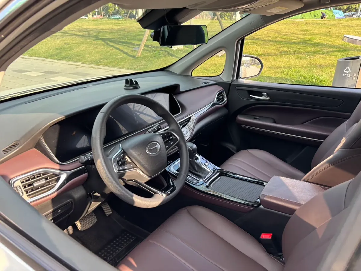 2023 GAC Trumpchi M6 1.5T 177HP L4 7DCT,autocango,china used car exporter,china ev exporter,chinese used car exporter,chinese used ev exporter