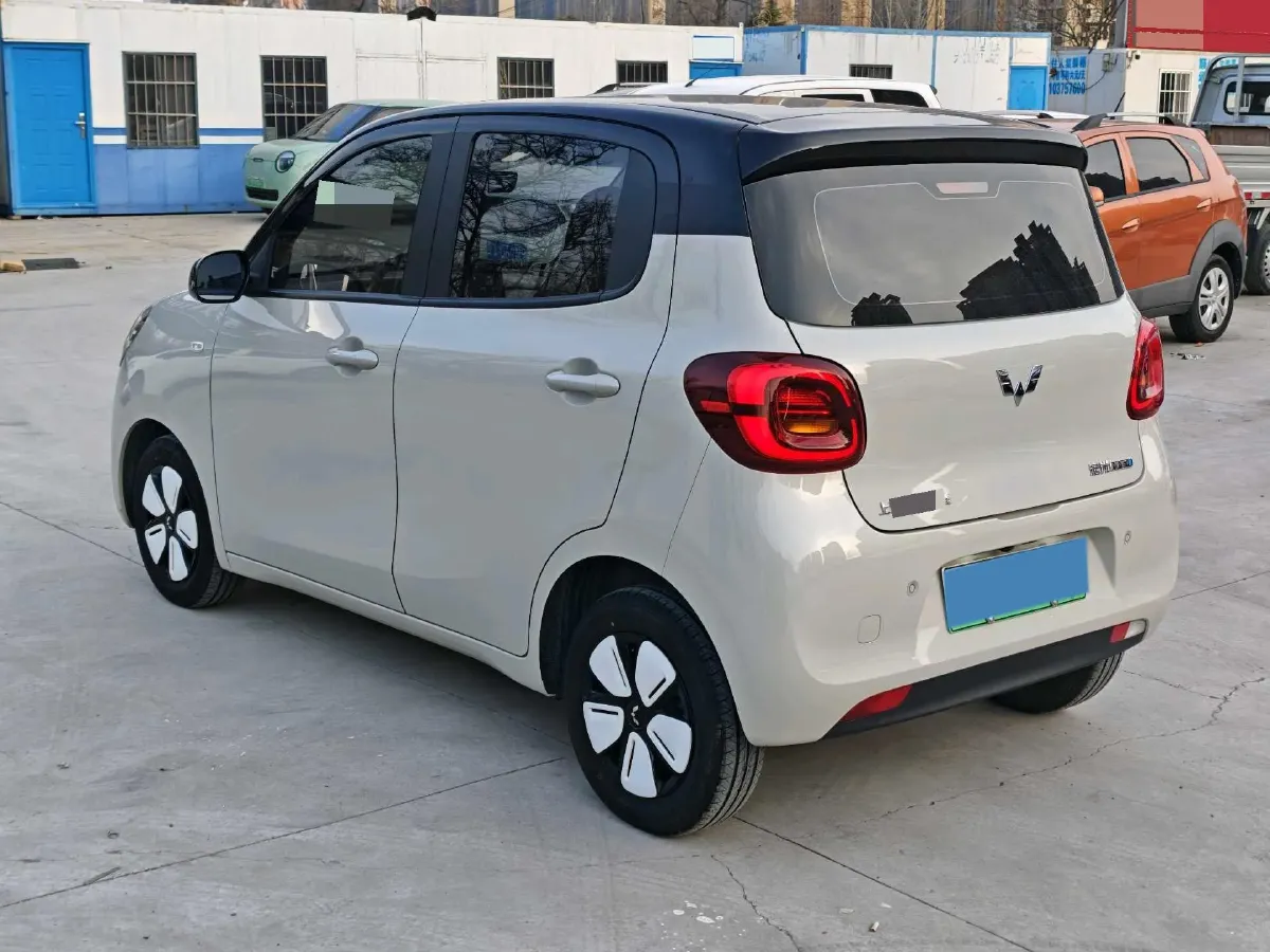 2025 WuLing HongGuang MINI EV BEV 16.2KWH,autocango,china used car exporter,china ev exporter,chinese used car exporter,chinese used ev exporter