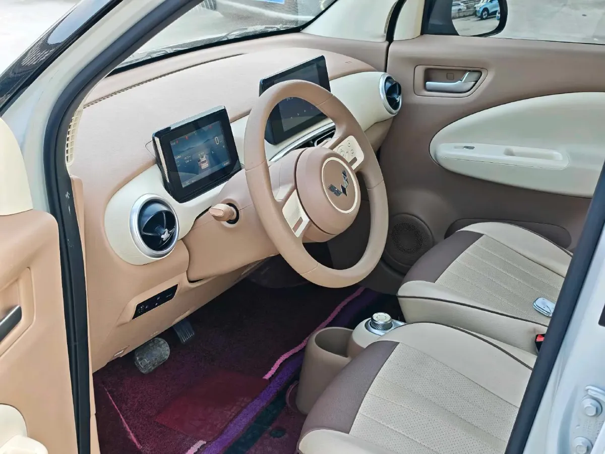 2025 WuLing HongGuang MINI EV BEV 16.2KWH,autocango,china used car exporter,china ev exporter,chinese used car exporter,chinese used ev exporter