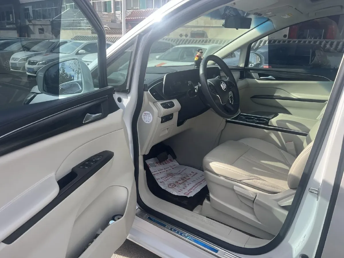 2020 Buick GL8 2.0T 237HP L4 9AT,autocango,china used car exporter,china ev exporter,chinese used car exporter,chinese used ev exporter