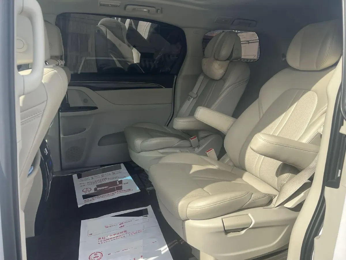 2020 Buick GL8 2.0T 237HP L4 9AT,autocango,china used car exporter,china ev exporter,chinese used car exporter,chinese used ev exporter