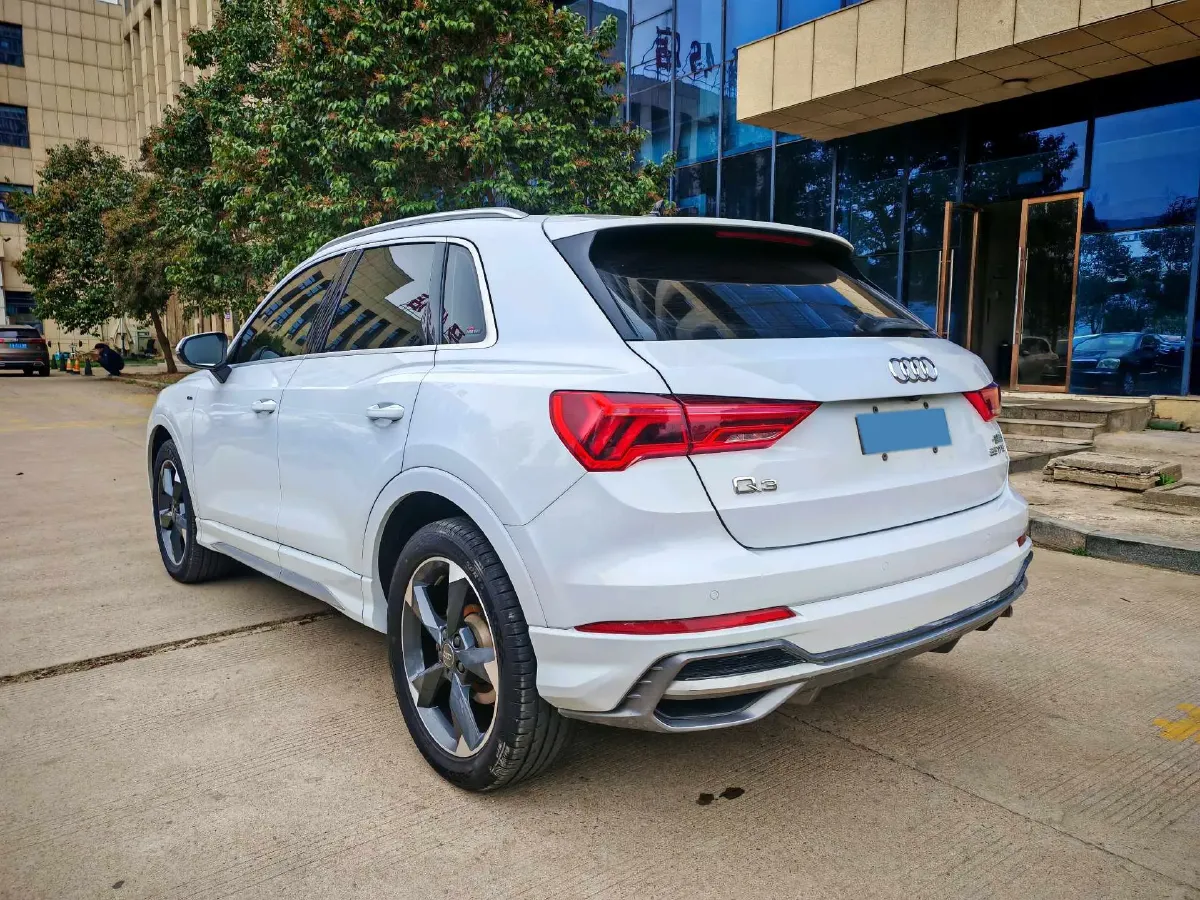 2021 Audi Q3 1.4T 150HP L4 7DCT,autocango,china used car exporter,china ev exporter,chinese used car exporter,chinese used ev exporter