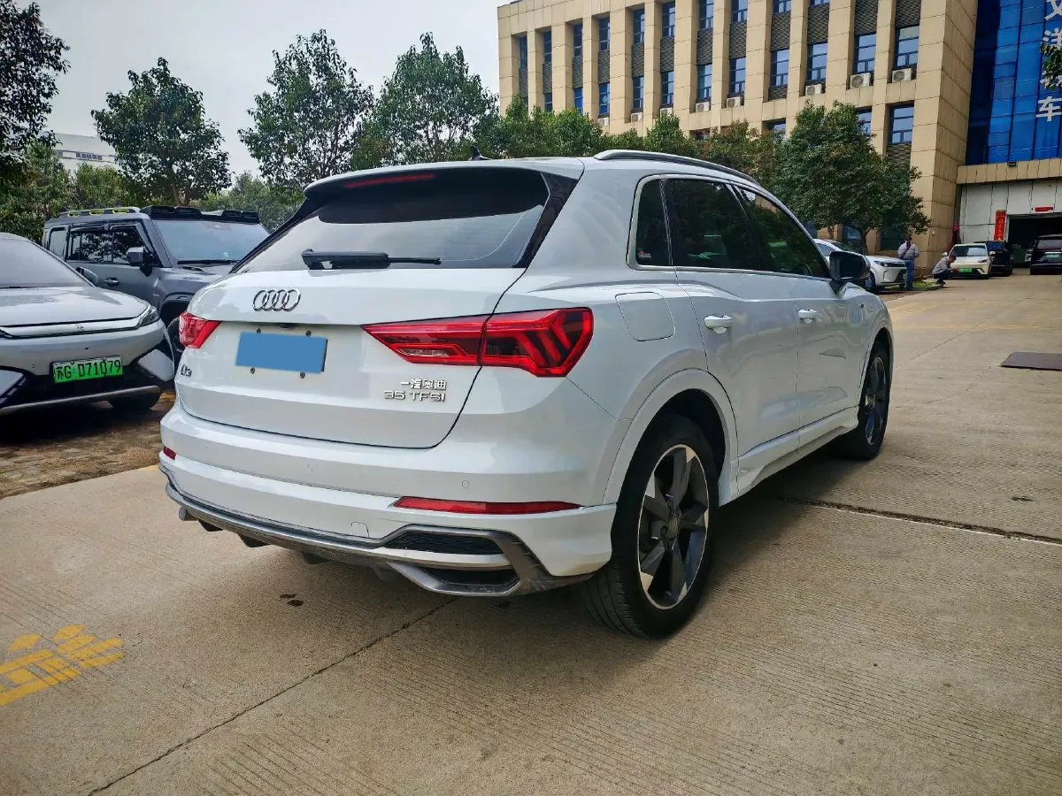 2021 Audi Q3 1.4T 150HP L4 7DCT,autocango,china used car exporter,china ev exporter,chinese used car exporter,chinese used ev exporter