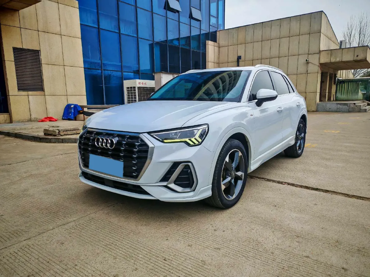 2021 Audi Q3 1.4T 150HP L4 7DCT,autocango,china used car exporter,china ev exporter,chinese used car exporter,chinese used ev exporter