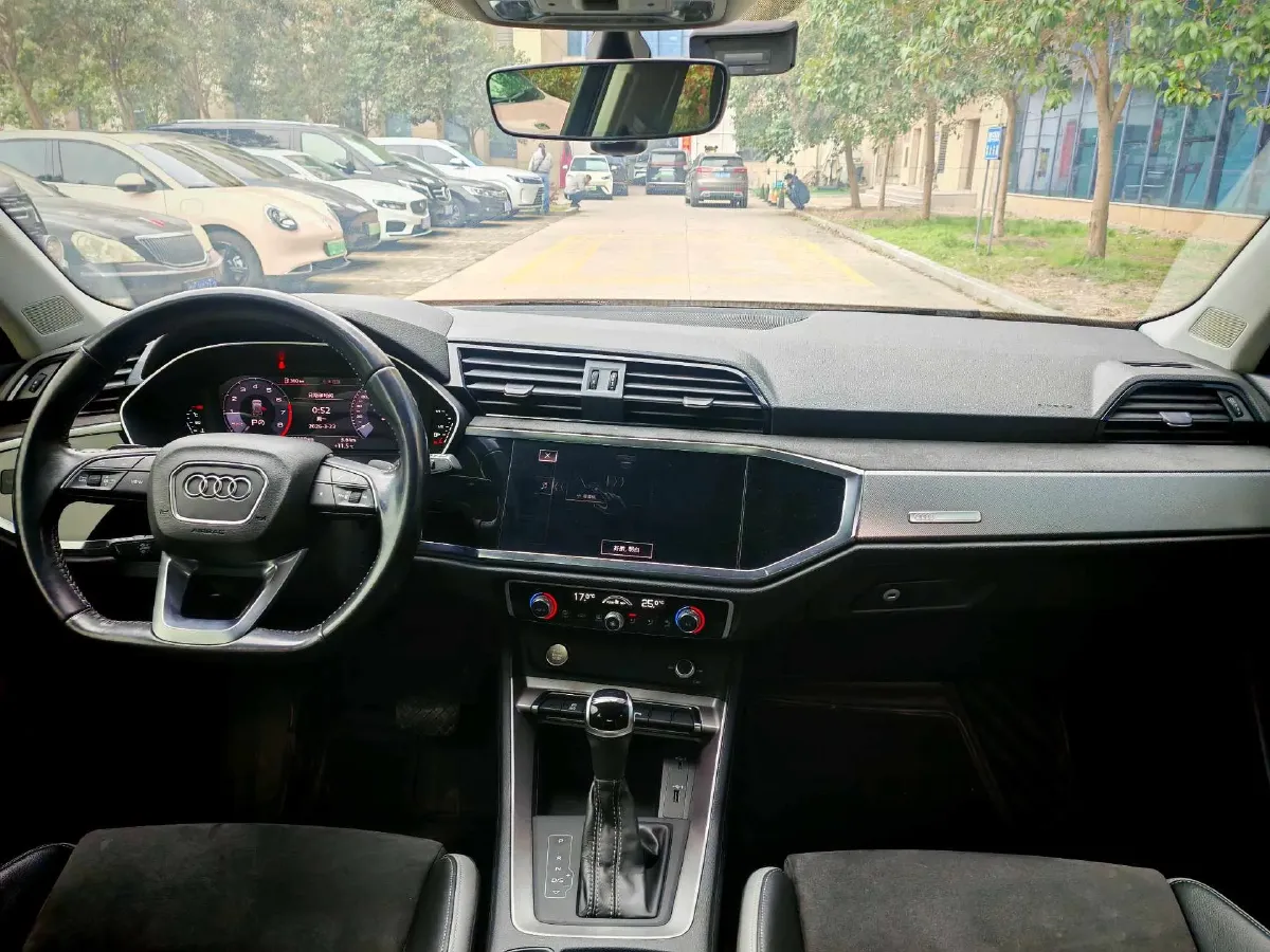 2021 Audi Q3 1.4T 150HP L4 7DCT,autocango,china used car exporter,china ev exporter,chinese used car exporter,chinese used ev exporter