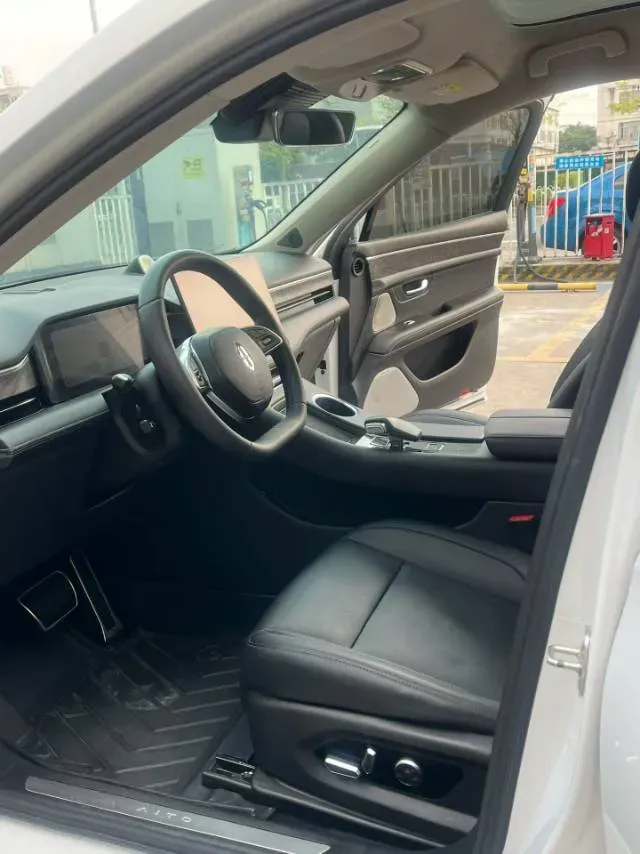 2022 Isuzu Mu-X 2.0T 220HP L4 8AT,autocango,china used car exporter,china ev exporter,chinese used car exporter,chinese used ev exporter