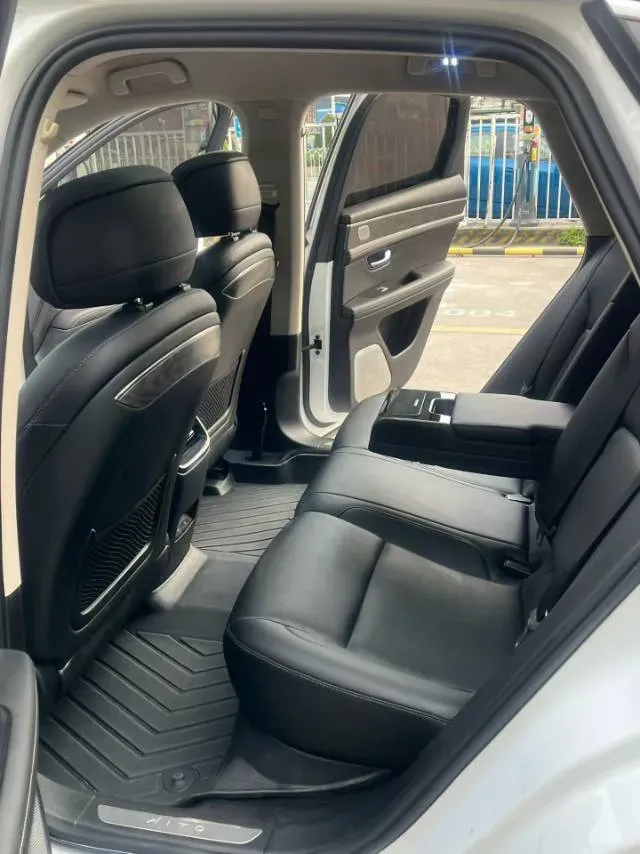 2022 Isuzu Mu-X 2.0T 220HP L4 8AT,autocango,china used car exporter,china ev exporter,chinese used car exporter,chinese used ev exporter