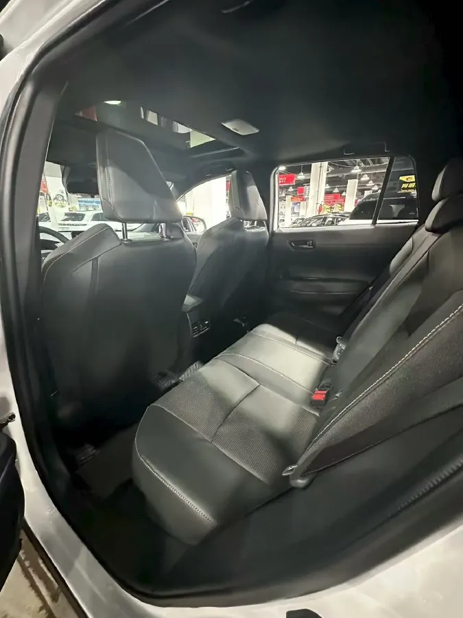 2024 Toyota Corolla Cross 2.0L 152HP L4 E-CVT Hybrid,autocango,china used car exporter,china ev exporter,chinese used car exporter,chinese used ev exporter