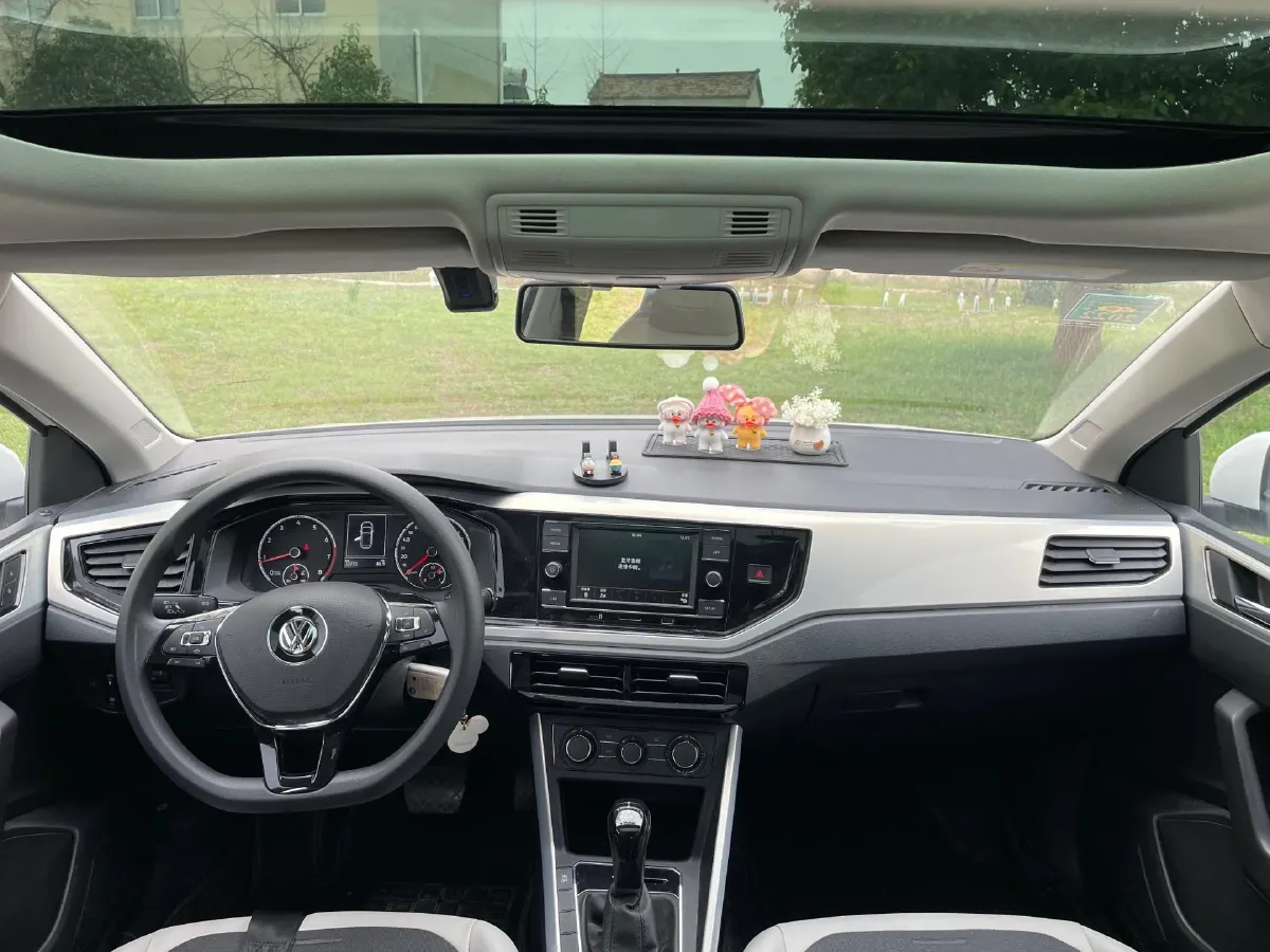 2019 Volkswagen Polo 1.5L 113HP L4 6AT,autocango,china used car exporter,china ev exporter,chinese used car exporter,chinese used ev exporter