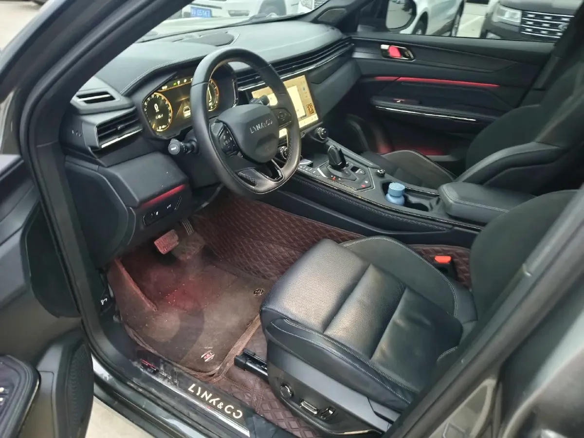 2021 LYNK&CO 01 2.0T 254HP L4 8AT,autocango,china used car exporter,china ev exporter,chinese used car exporter,chinese used ev exporter