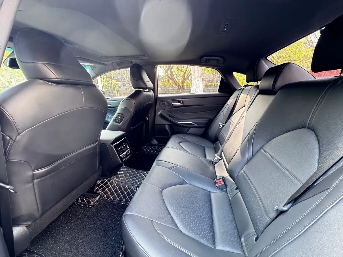 2019 Toyota Avalon 2.0L 178HP L4 CVT,autocango,china used car exporter,china ev exporter,chinese used car exporter,chinese used ev exporter