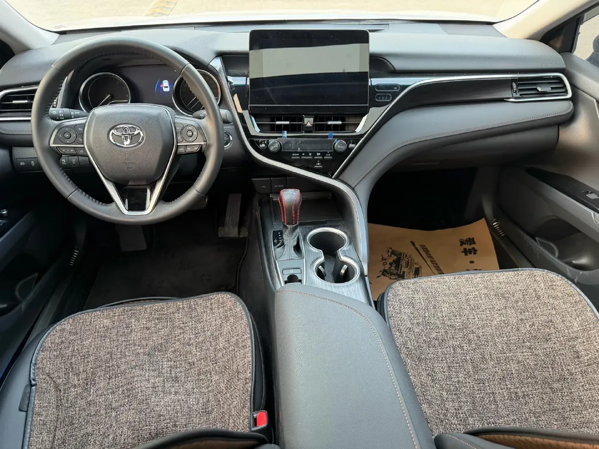 2023 Toyota Camry 2.0L 177HP L4 CVT,autocango,china used car exporter,china ev exporter,chinese used car exporter,chinese used ev exporter
