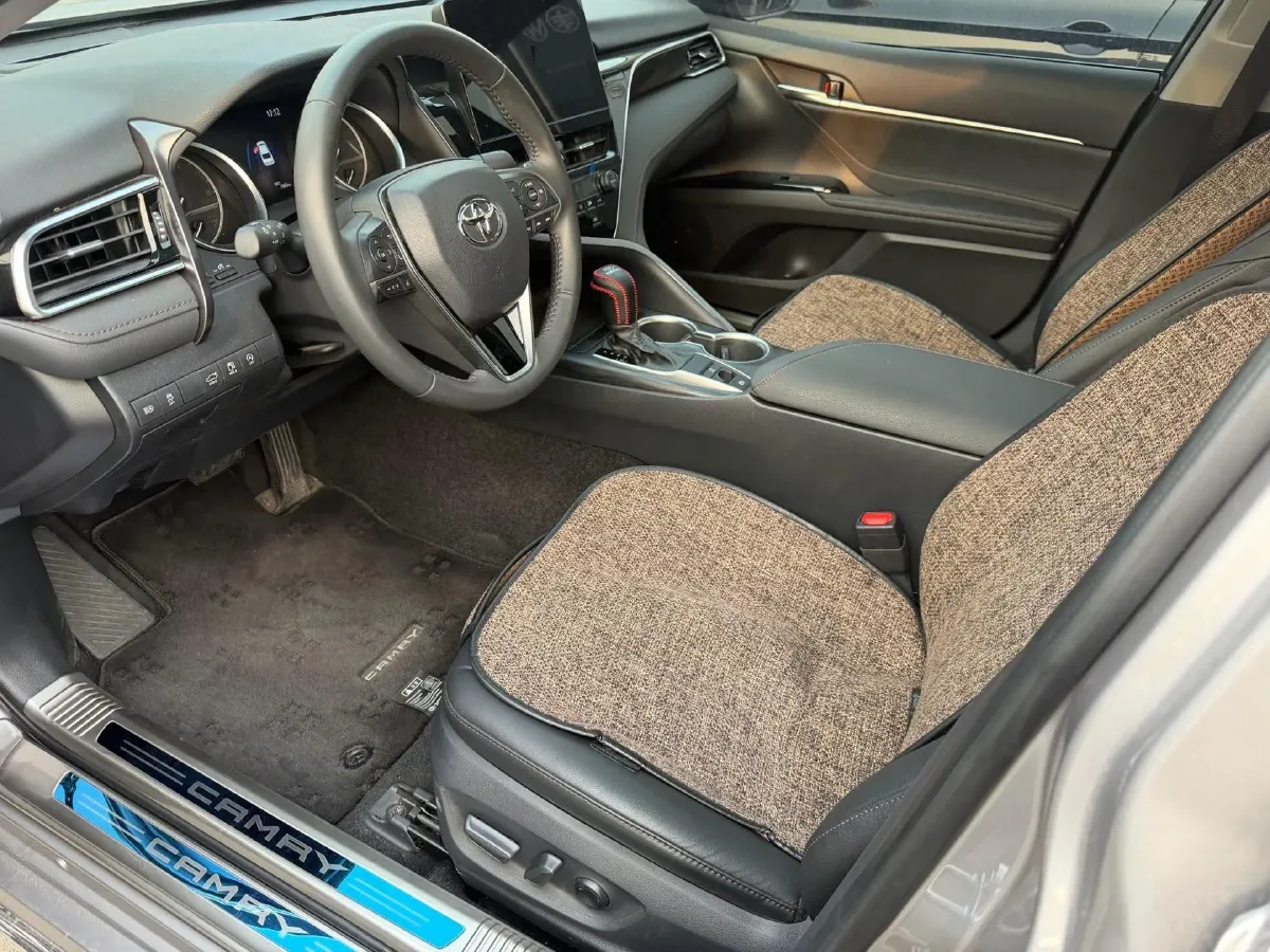 2023 Toyota Camry 2.0L 177HP L4 CVT,autocango,china used car exporter,china ev exporter,chinese used car exporter,chinese used ev exporter