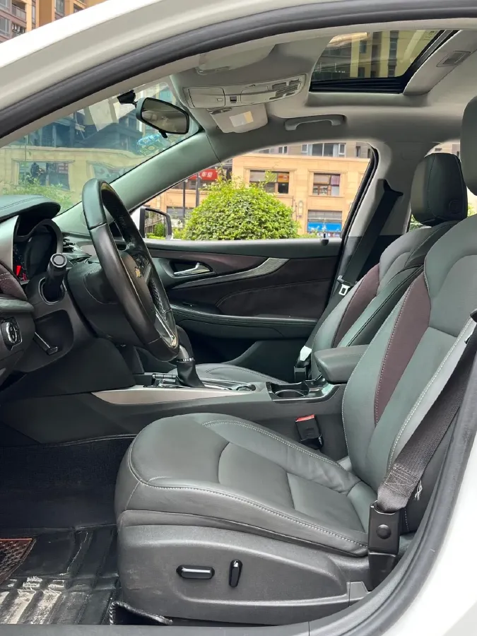 2018 Chevrolet Malibu 1.5T 170HP L4 6AT,autocango,china used car exporter,china ev exporter,chinese used car exporter,chinese used ev exporter