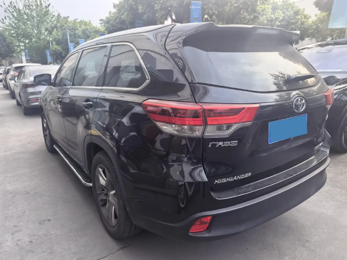 2021 Toyota Highlander 2.0T 220HP L4 6AT,autocango,china used car exporter,china ev exporter,chinese used car exporter,chinese used ev exporter