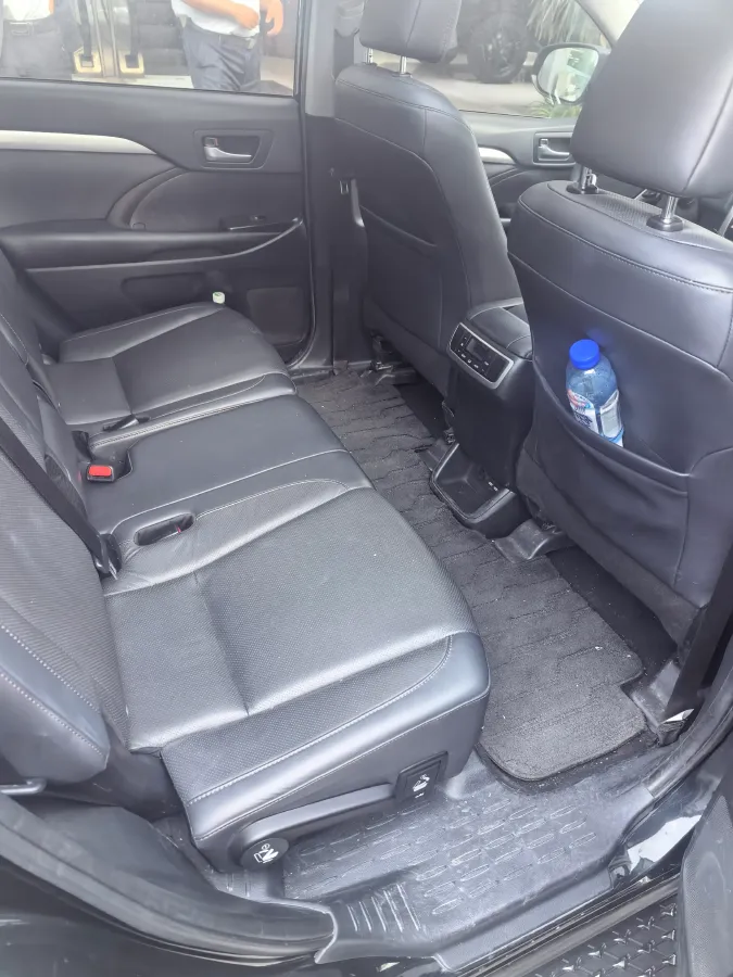 2021 Toyota Highlander 2.0T 220HP L4 6AT,autocango,china used car exporter,china ev exporter,chinese used car exporter,chinese used ev exporter