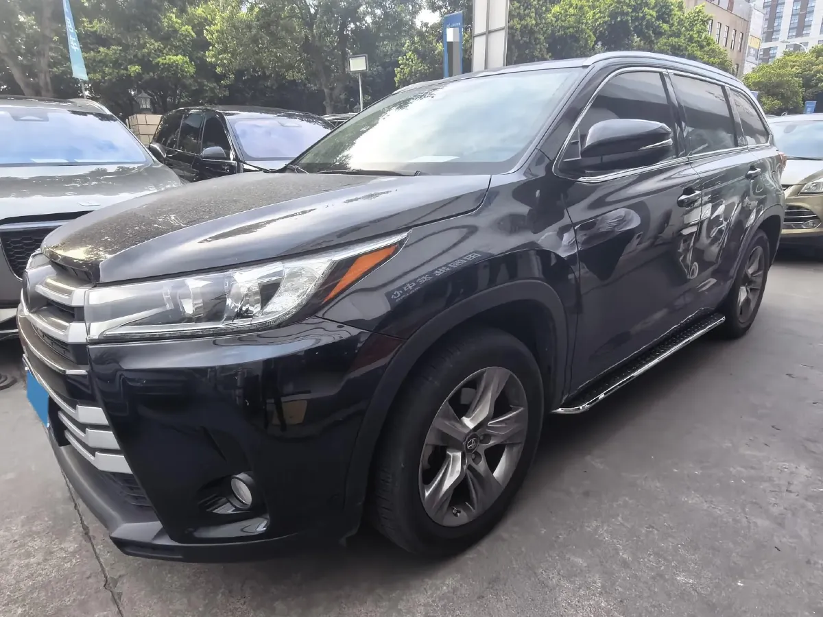 2021 Toyota Highlander 2.0T 220HP L4 6AT,autocango,china used car exporter,china ev exporter,chinese used car exporter,chinese used ev exporter