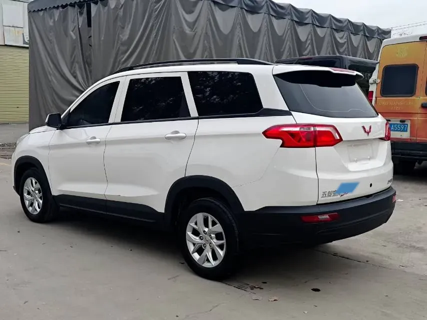 2019 WuLing HongGuang 1.5L 105HP L4 5MT,autocango,china used car exporter,china ev exporter,chinese used car exporter,chinese used ev exporter