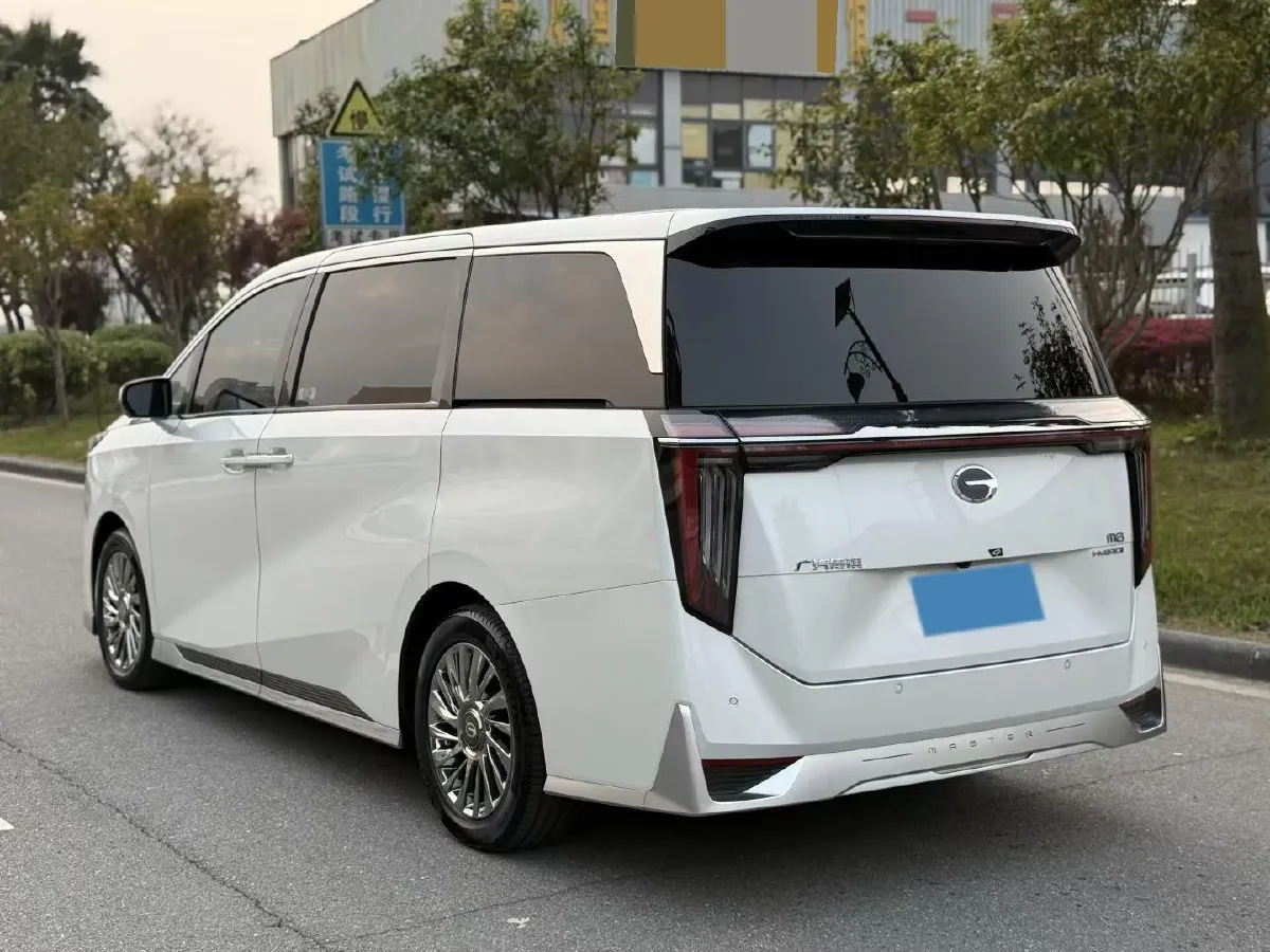 2025 GAC Trumpchi M8 2.0T 190HP L4 2DHT Hybrid,autocango,china used car exporter,china ev exporter,chinese used car exporter,chinese used ev exporter