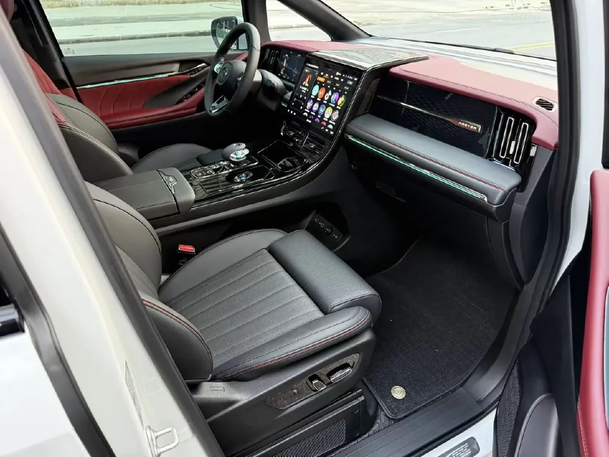 2025 GAC Trumpchi M8 2.0T 190HP L4 2DHT Hybrid,autocango,china used car exporter,china ev exporter,chinese used car exporter,chinese used ev exporter