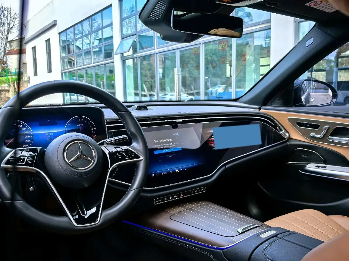 2024 Mercedes-Benz E Class 2.0T 204HP L4 9AT PHEV 25.4KWH,autocango,china used car exporter,china ev exporter,chinese used car exporter,chinese used ev exporter