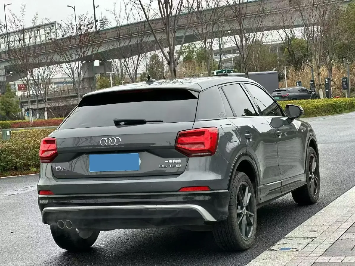 2021 Audi Q2L 1.4T 150HP L4 7DCT,autocango,china used car exporter,china ev exporter,chinese used car exporter,chinese used ev exporter