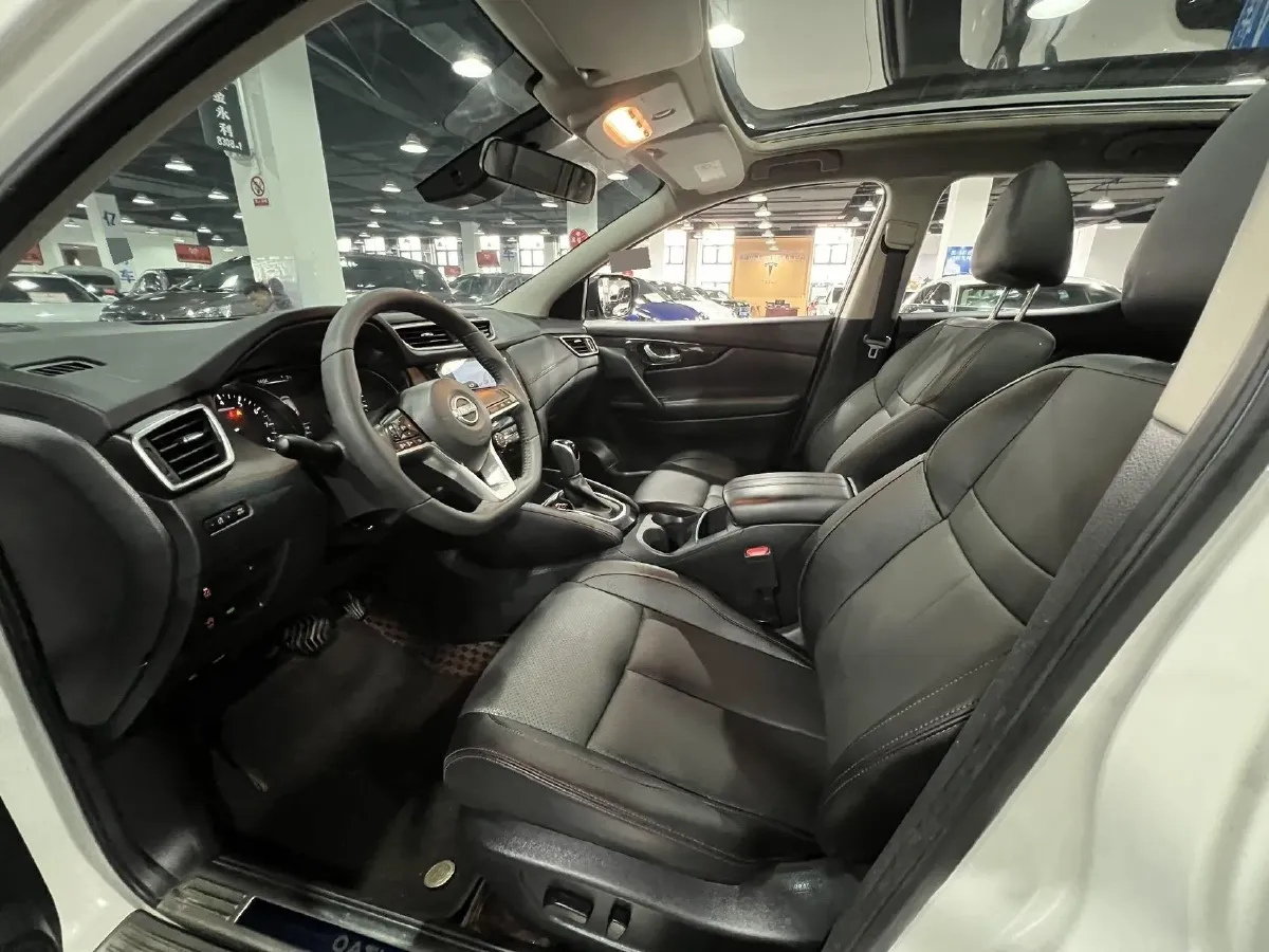 2022 Nissan Qashqai 2.0L 151HP L4 CVT,autocango,china used car exporter,china ev exporter,chinese used car exporter,chinese used ev exporter