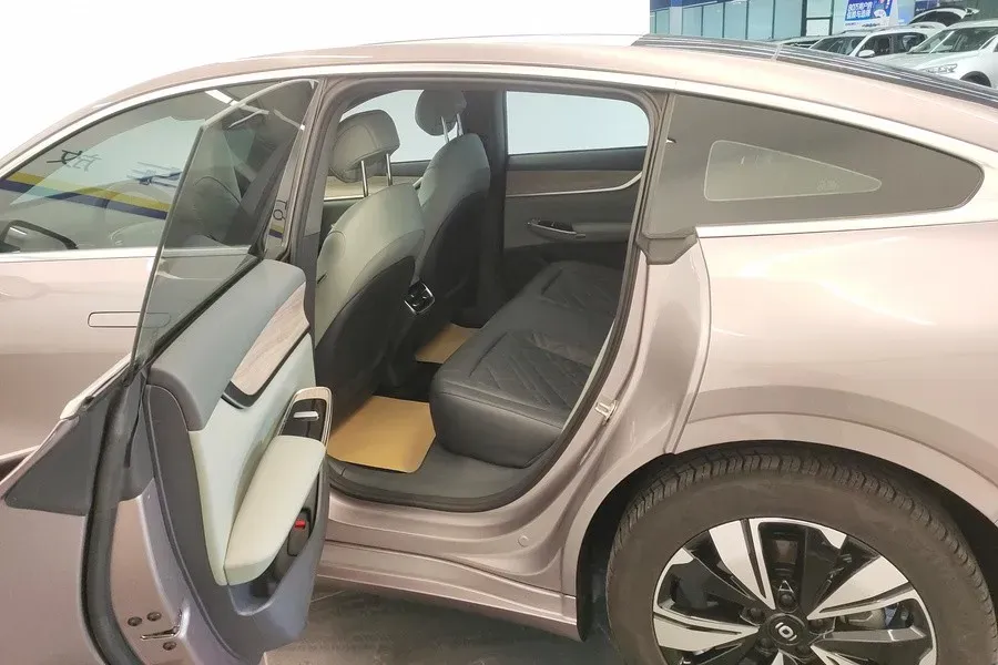 2024 ChangAn QiYuan A07 BEV 58.9KWH,autocango,china used car exporter,china ev exporter,chinese used car exporter,chinese used ev exporter