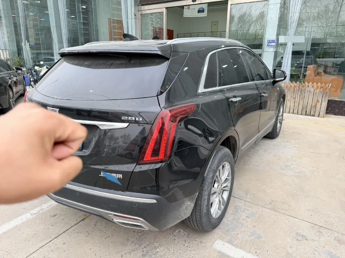 2022 Cadillac XT5 2.0T 237HP L4 9AT,autocango,china used car exporter,china ev exporter,chinese used car exporter,chinese used ev exporter