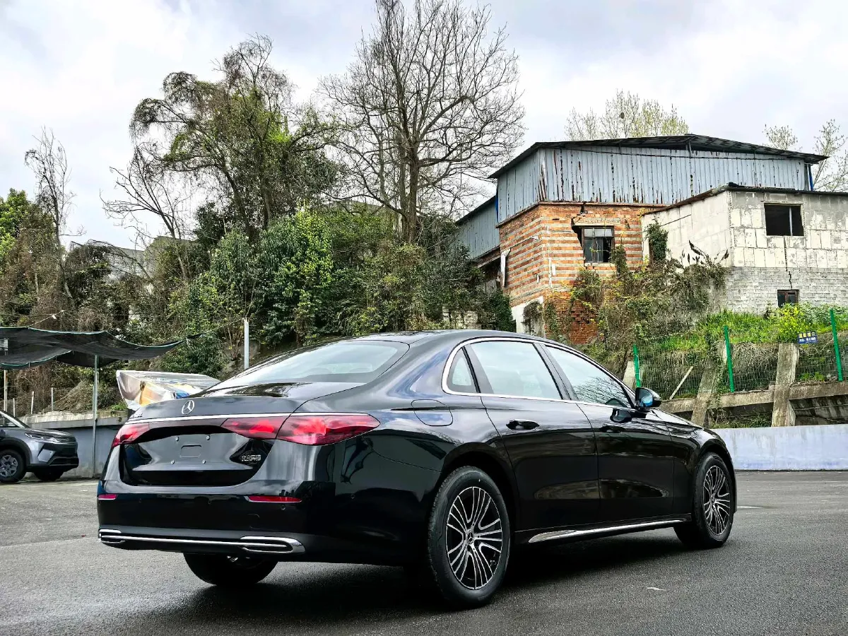 2026 Mercedes-Benz E Class 2.0T 204HP L4 9AT,autocango,china used car exporter,china ev exporter,chinese used car exporter,chinese used ev exporter
