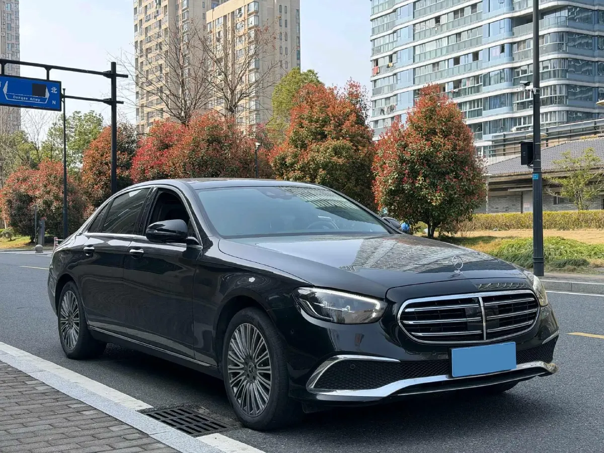 2022 Mercedes-Benz E Class 2.0T 258HP L4 9AT,autocango,china used car exporter,china ev exporter,chinese used car exporter,chinese used ev exporter