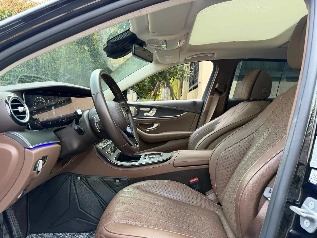 2022 Mercedes-Benz E Class 2.0T 258HP L4 9AT,autocango,china used car exporter,china ev exporter,chinese used car exporter,chinese used ev exporter