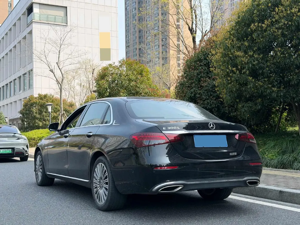 2022 Mercedes-Benz E Class 2.0T 258HP L4 9AT,autocango,china used car exporter,china ev exporter,chinese used car exporter,chinese used ev exporter