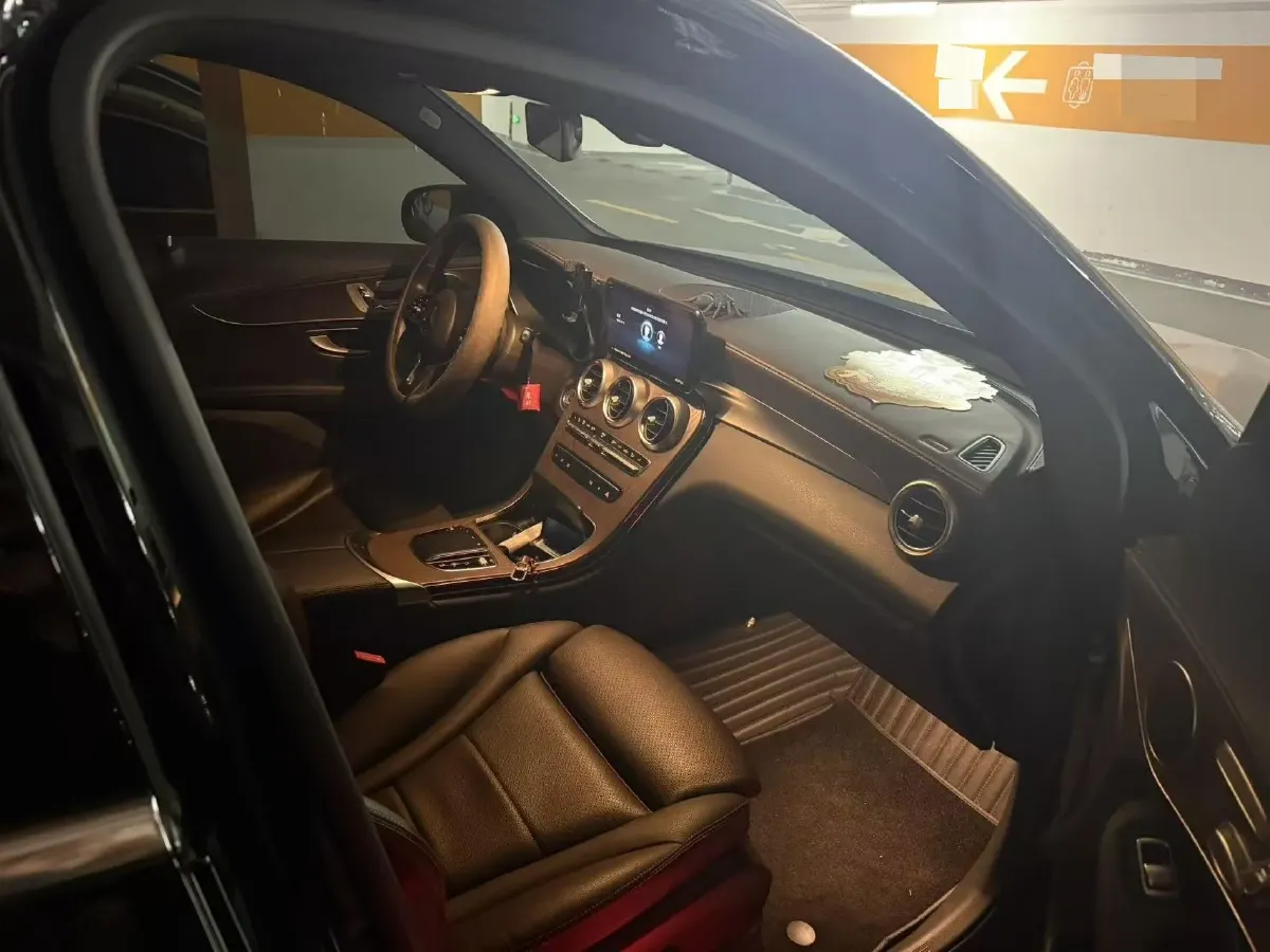 2022 Mercedes-Benz GLC Class 2.0T 197HP L4 9AT,autocango,china used car exporter,china ev exporter,chinese used car exporter,chinese used ev exporter