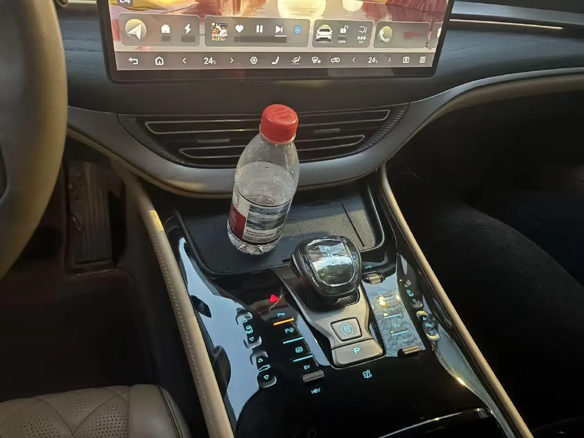 2022 Honda Odyssey 2.0L 146HP L4 E-CVT Hybrid,autocango,china used car exporter,china ev exporter,chinese used car exporter,chinese used ev exporter