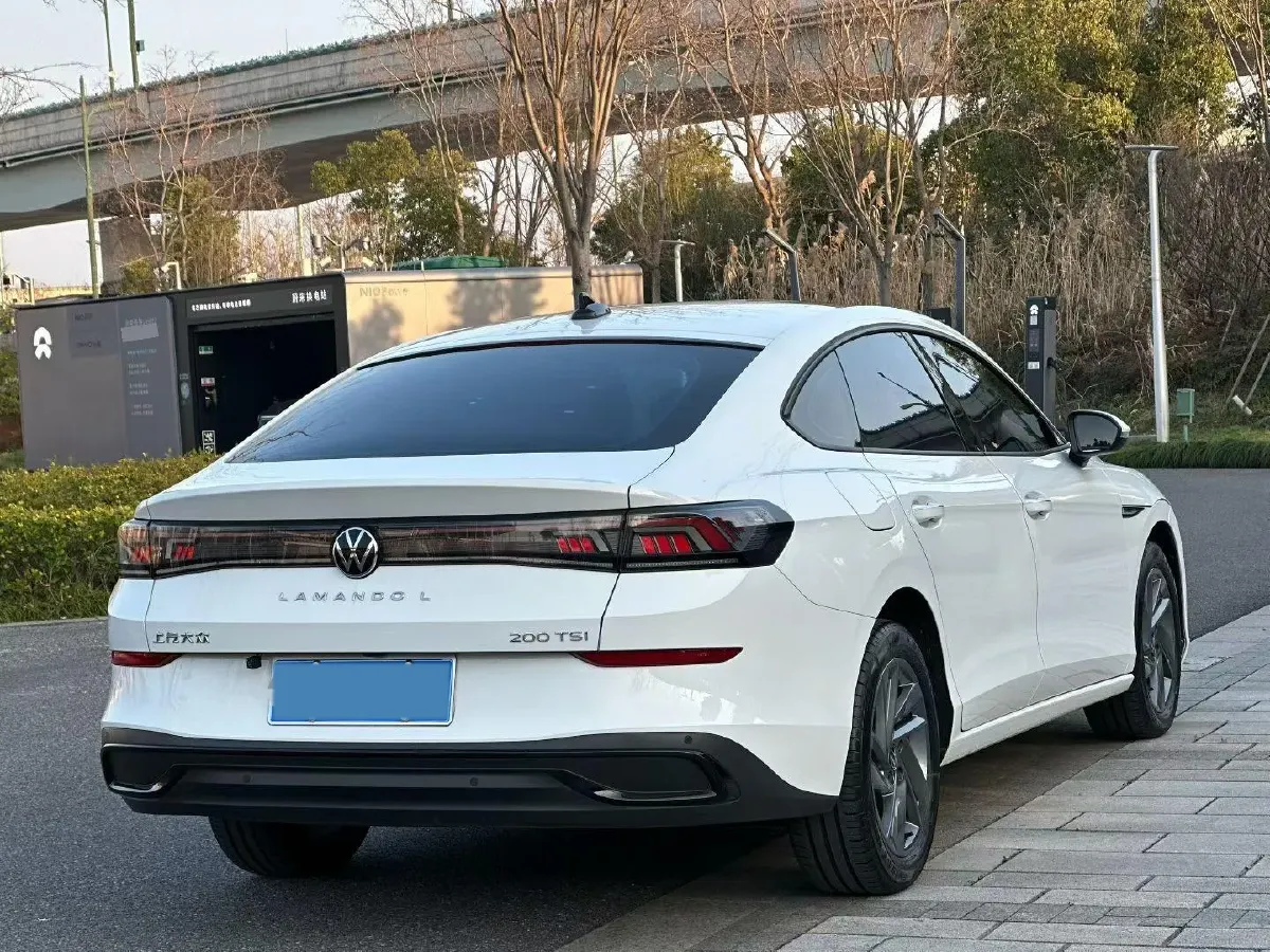 2024 Volkswagen Lamando 1.2T 116HP L4 7DCT,autocango,china used car exporter,china ev exporter,chinese used car exporter,chinese used ev exporter