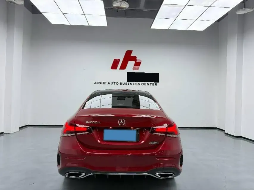 2020 Mercedes-Benz A Class 1.3T 163HP L4 7DCT,autocango,china used car exporter,china ev exporter,chinese used car exporter,chinese used ev exporter
