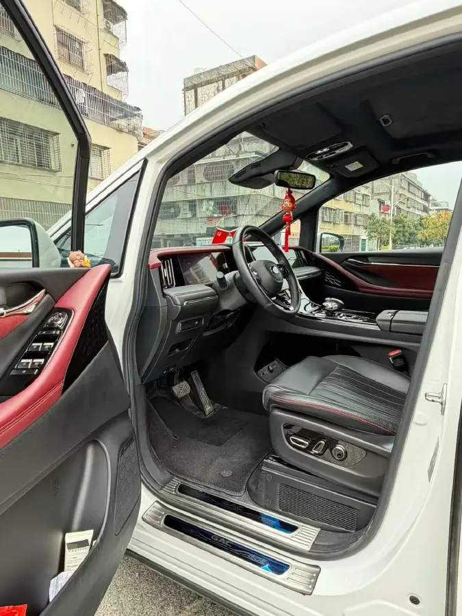 2023 GAC Trumpchi M8 2.0T 252HP L4 8AT,autocango,china used car exporter,china ev exporter,chinese used car exporter,chinese used ev exporter