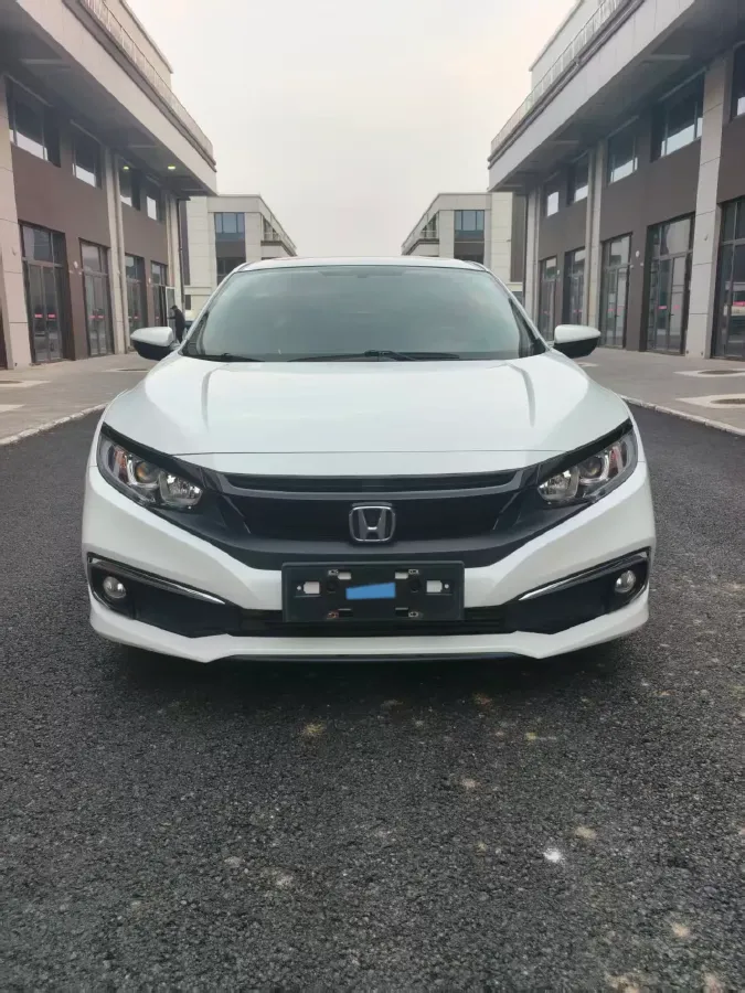 2019 Honda Civic 1.5T 177HP L4 CVT,autocango,china used car exporter,china ev exporter,chinese used car exporter,chinese used ev exporter