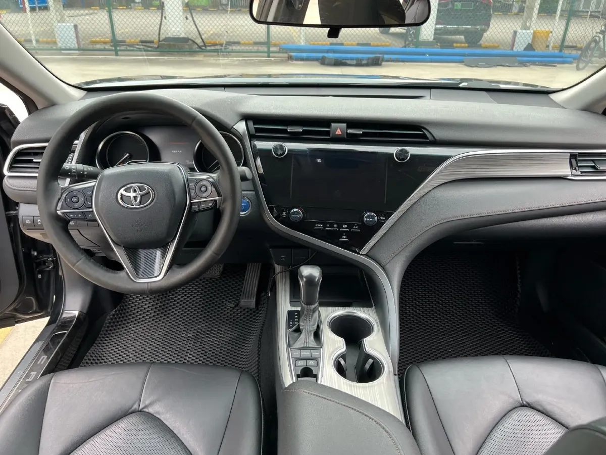 2019 Toyota Camry 2.5L 178HP L4 E-CVT Hybrid,autocango,china used car exporter,china ev exporter,chinese used car exporter,chinese used ev exporter