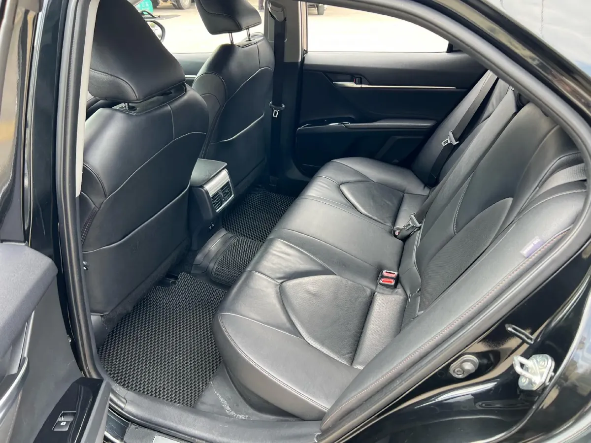 2019 Toyota Camry 2.5L 178HP L4 E-CVT Hybrid,autocango,china used car exporter,china ev exporter,chinese used car exporter,chinese used ev exporter