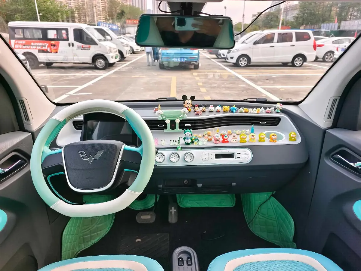 2021 WuLing HongGuang MINI EV BEV 9.3KWH,autocango,china used car exporter,china ev exporter,chinese used car exporter,chinese used ev exporter