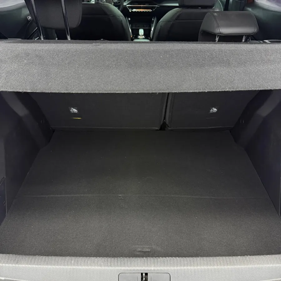 2022 Peugeot 2008 1.2T 136HP L3 6DCT,autocango,china used car exporter,china ev exporter,chinese used car exporter,chinese used ev exporter