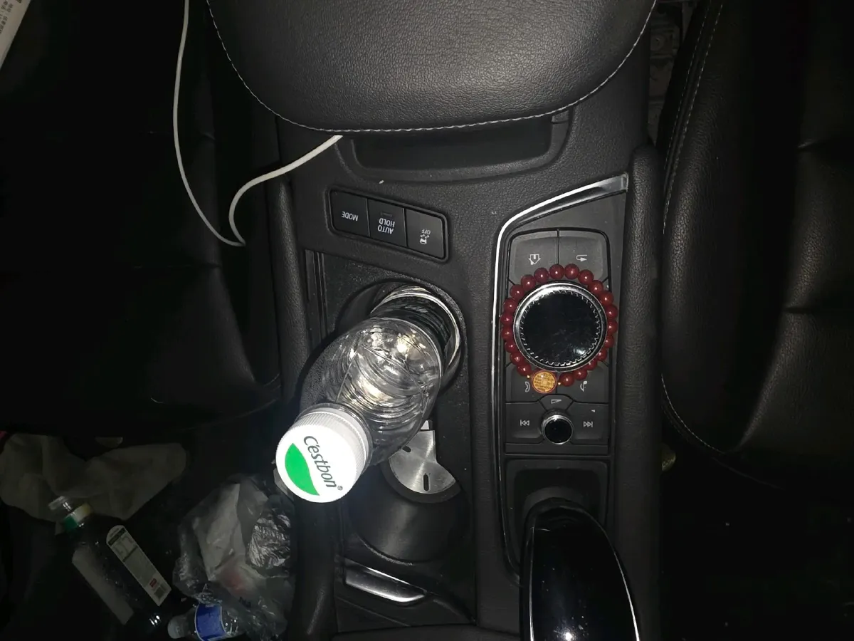 2022 Cadillac XT6 2.0T 237HP L4 9AT,autocango,china used car exporter,china ev exporter,chinese used car exporter,chinese used ev exporter