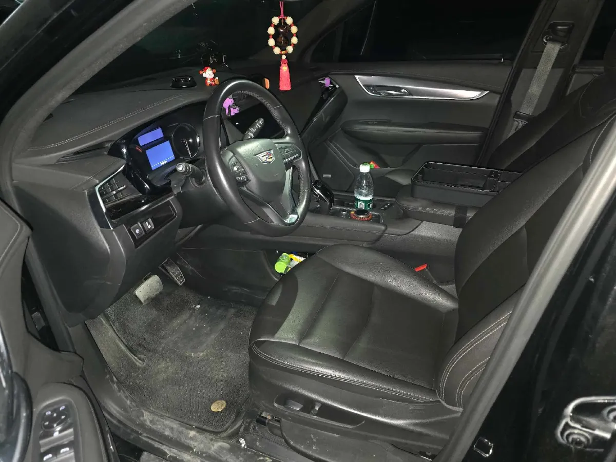 2022 Cadillac XT6 2.0T 237HP L4 9AT,autocango,china used car exporter,china ev exporter,chinese used car exporter,chinese used ev exporter