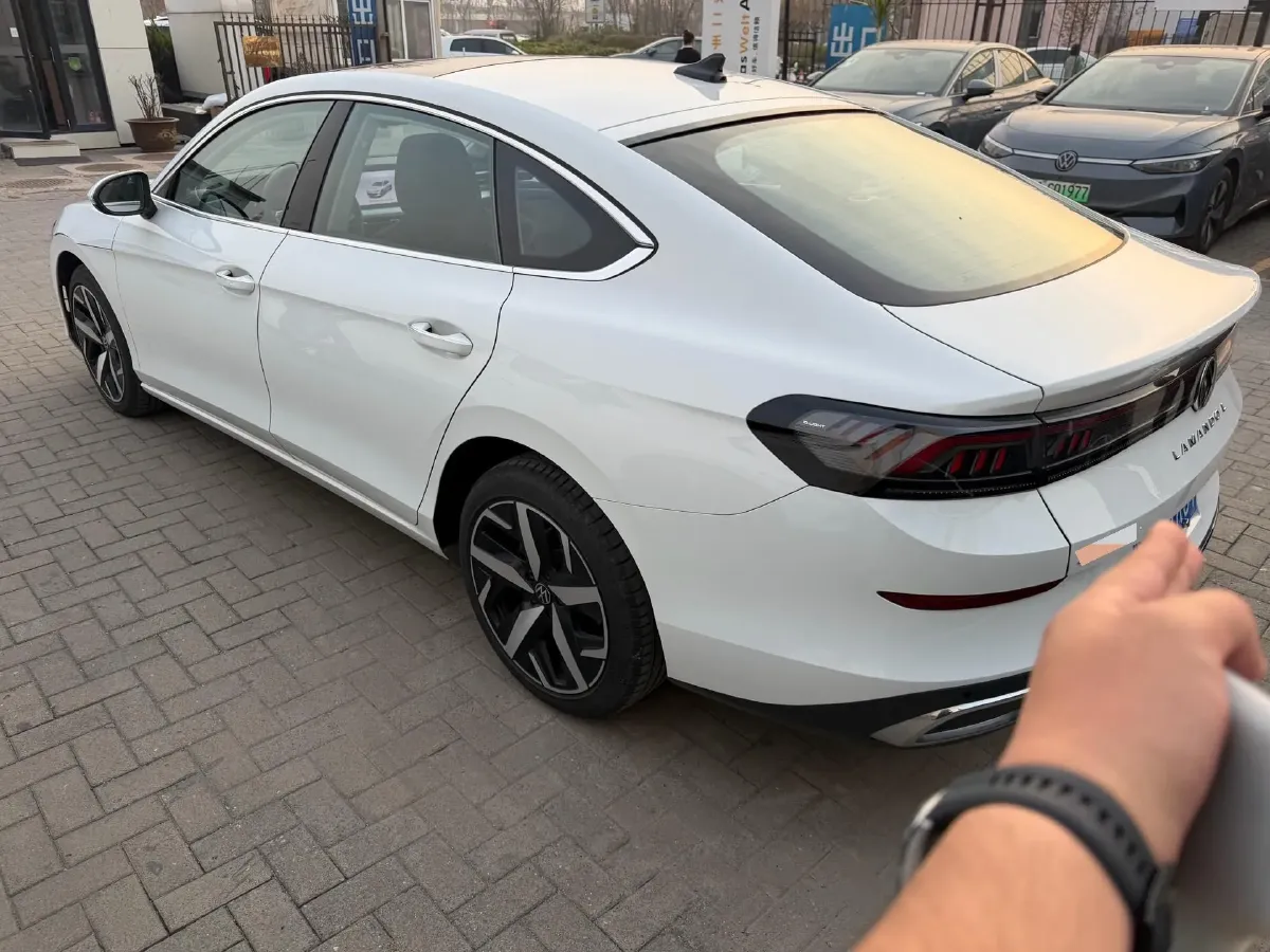 2025 Volkswagen Lamando 1.4T 150HP L4 7DCT,autocango,china used car exporter,china ev exporter,chinese used car exporter,chinese used ev exporter