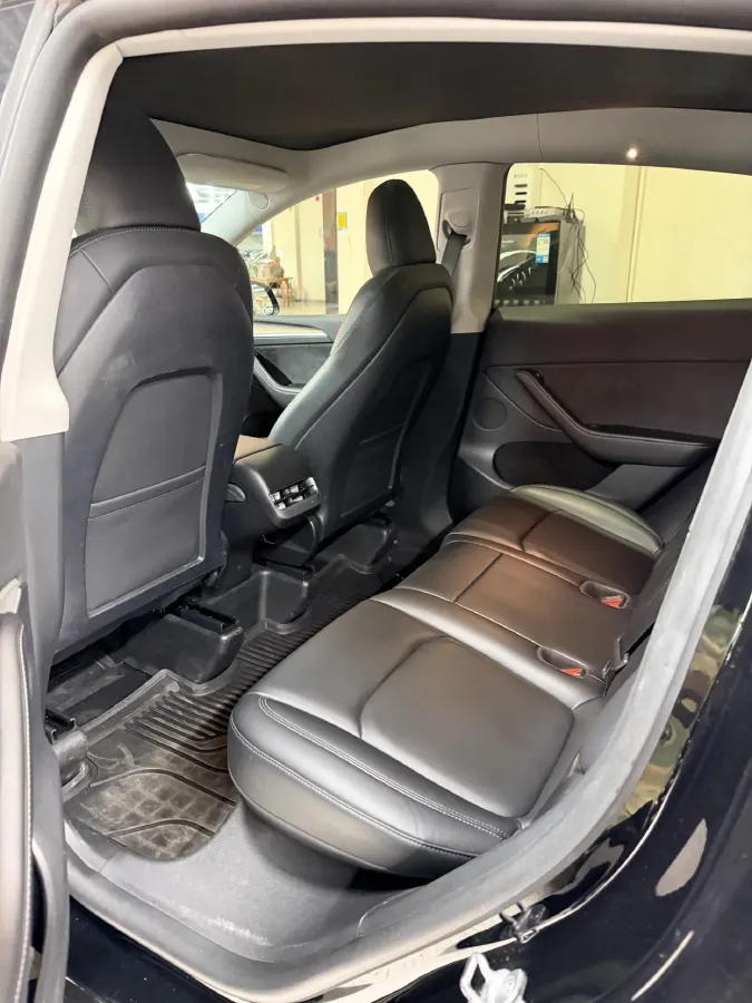 2022 Tesla Model Y BEV 60KWH,autocango,china used car exporter,china ev exporter,chinese used car exporter,chinese used ev exporter