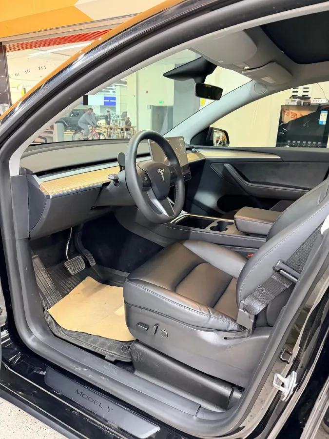 2022 Tesla Model Y BEV 60KWH,autocango,china used car exporter,china ev exporter,chinese used car exporter,chinese used ev exporter